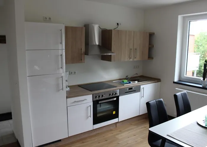 Duenenhaus 4 *